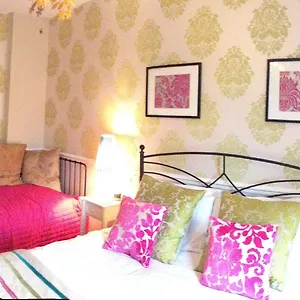 the-hollies-york.yorkshirehotels.net/